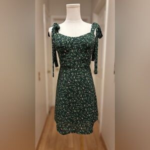 *NWT* RIHOAS short floral dress sz S